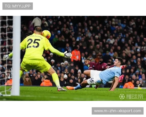 曼城在攻势连续推进中不断创造禁区混战